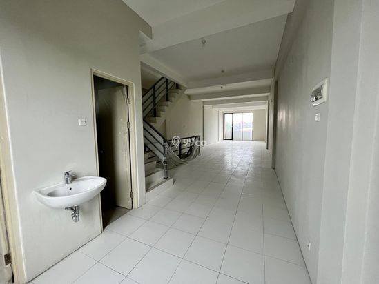 Ruko ready usaha di Raya Taman Asri Pondok Tjandra Sidoarjo