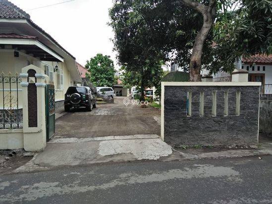 Rumah Antik dan Usaha Kost Strategis Pusat Kota Tasikmalaya