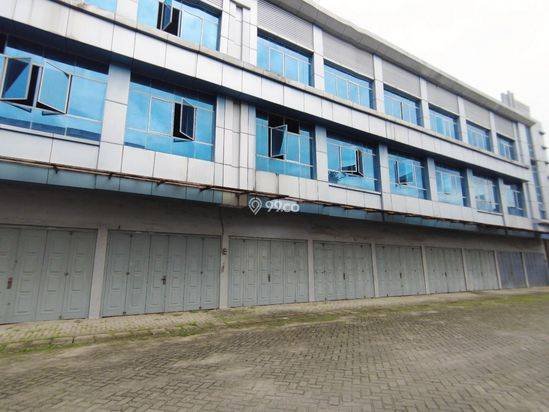 Ruko Gandeng 3 Komplek CBD Polonia ( Padang Golf )