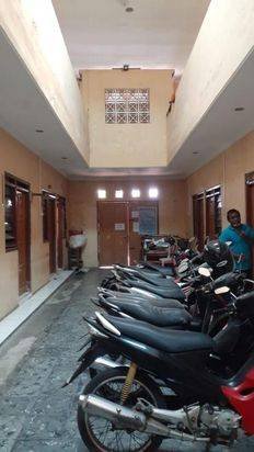 KOST DIJUAL: K141 2 lantai UMS Solo harga 2,5M ada rumah induk