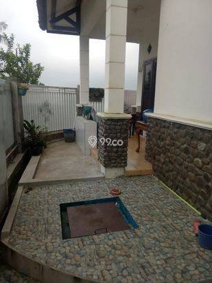 Villa keluarga dijual di 
Songgokerto kota Batu Malang