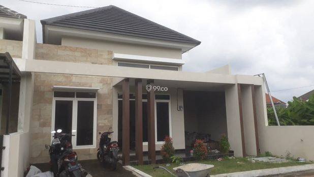 Rumah Murah Exclusive Elegan "Graha Adisti Ngaliyan" Semarang