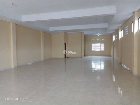 Ruang Usaha Plus Rumah Tinggal di Kalasan