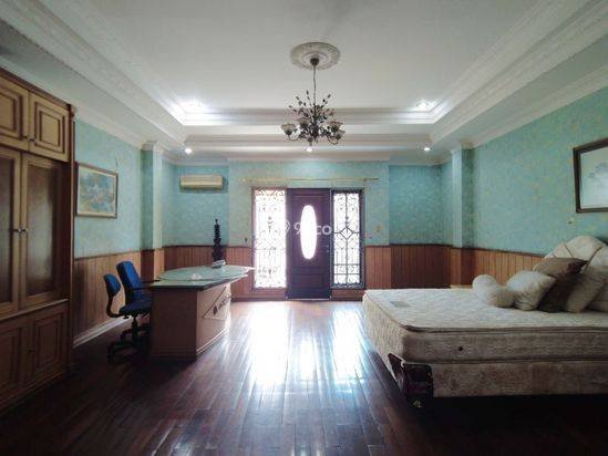 Villa di Komplek Malibu Indah