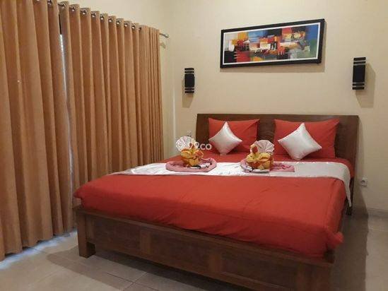 Hotel + Restoran + 3 Swim Pool Sewon, OMSET 2M-an Parangtritis