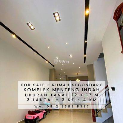 RUMAH MEWAH MURAH KOMPLEK MENTENG INDAH MEDAN DENAI - 3 LANTAI