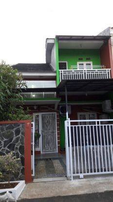 Dijual Cepat Rumah Cantik 2 Lantai di Griya @ Bintaro
