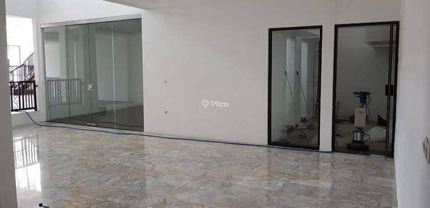 Gedung Kantor Ruko Luas 467 Poros Jalan Sukarno Hatta _ 684B