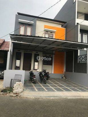 Dijual Rumah 2 Lantai Istana Gardenia, Tengah Kota Cimahi