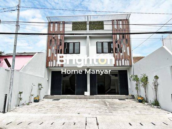 NEW GRESS! Raya Semolowaru Tengah, Parkiran Luas, Lokasi Ramai