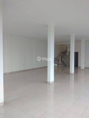 Disewakan Ruko Siap Pakai 3 Lantai Posisi Hoek Di Ruko Bizhub