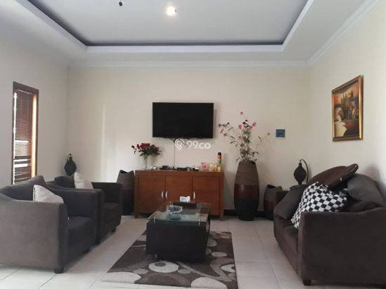 Hotel + Restoran + 3 Swim Pool Sewon, OMSET 2M-an Parangtritis