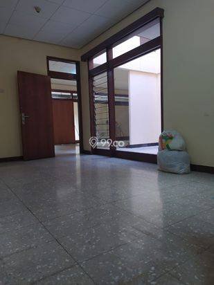 Rumah terawat siap huni area kampus di Sukaluyu cikutra Bandu Rumah terawat siap huni area kampus di Sukaluyu cikutra Bandu