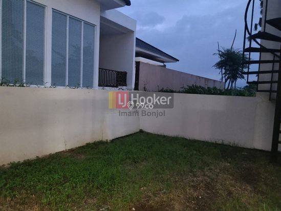 Rumah Mewah, Cantik & Nyaman Ivy Park Citraland Semarang -4548