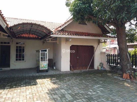 Dijual Rumah Strategis Hook di Pusat Kota Pekalongan