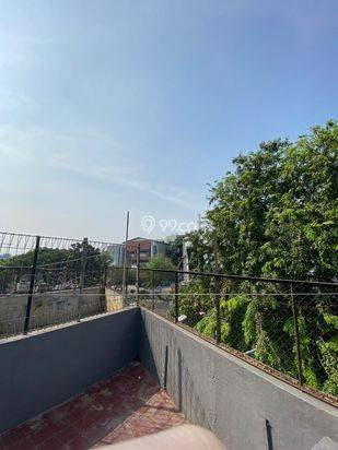 Ruko 3 lantai di Seberang Metro Pasar Baru, Krekot Bunder Raya