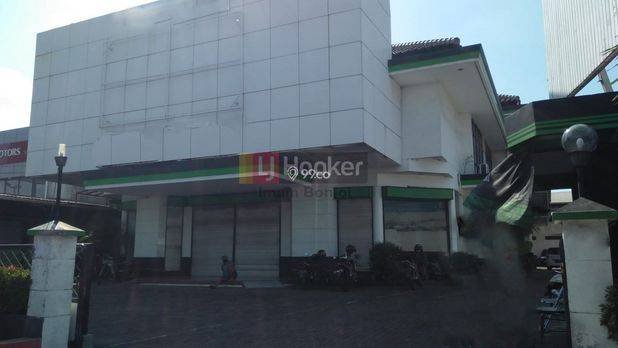 Jual Gedung Cocok Usaha di Jalan Protokol Semarang Barat -6245