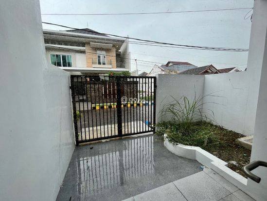 Ruko ready usaha di Raya Taman Asri Pondok Tjandra Sidoarjo