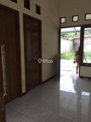 RUMAH DALAM KOTA. LOKASI LATSARI - TUBAN