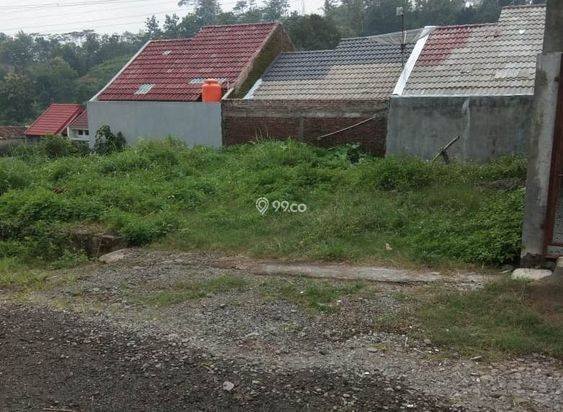 Tanah Kavling Luas Siap Bangun di Perumahan Griya Liviya Ungar