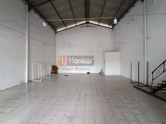 Sewa Gudang Cocok untukUsaha Jl Soekarno Hatta Semarang - 7466