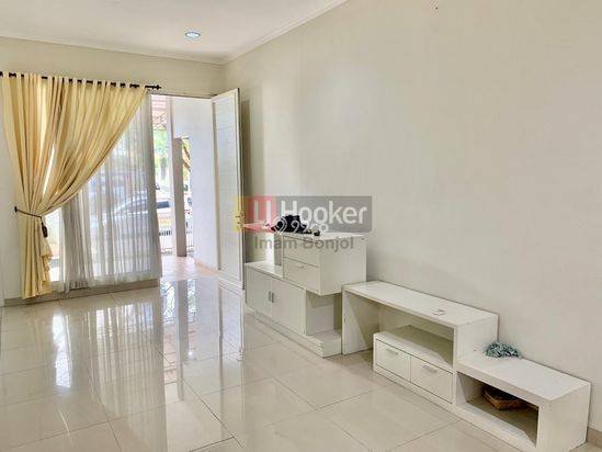 Jual Rumah Siap Huni dan Nyaman Grha Candi Golf Semarang–5192