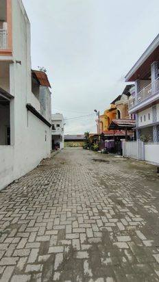 Rumah 2 Lantai harga 1 lantai-Terima Cantik-Villa Setiabudi