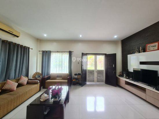 Villa Hook Komplek Platinum Garden ( Katamso )