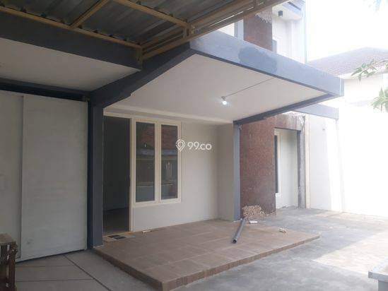 Rumah baru selesai renovasi jl.pakis tirtosari Surabaya