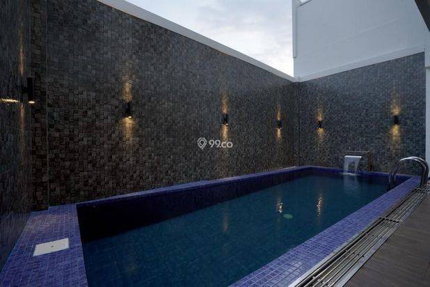 Rumah Kolam Renang Jl DAMAI, Sewa 5KT 2Lantai@ Jakal Kaliurang