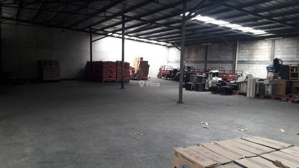 Jual Cepat Gudang plus Office di Srengseng Raya Jakarta Barat