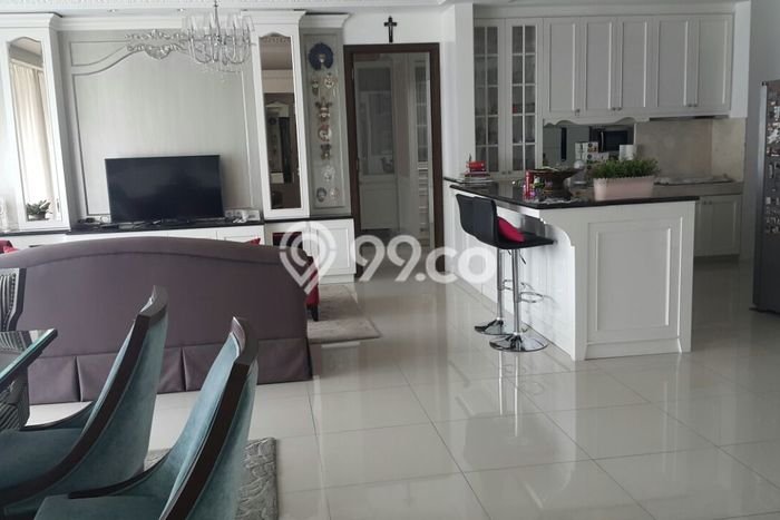 Apartemen Minimalis untuk Disewa, 4 Kamar di Jakarta Barat Apartemen Minimalis untuk Disewa, 4 Kamar di Jakarta Barat