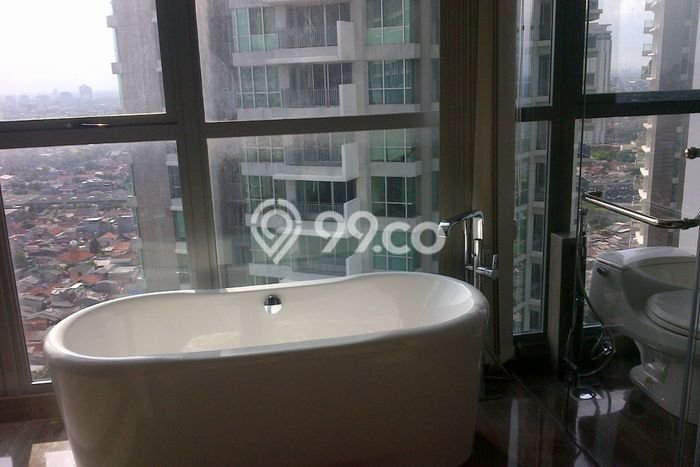 Apartemen Disewakan 4 Kamar Murah Siap Huni di Jakarta Selatan, Luas 225m2 Apartemen Disewakan 4 Kamar Murah Siap Huni di Jakarta Selatan, Luas 225m2