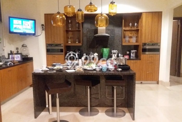 HOT DEAL! Apartemen di CBD, 5 KT, Luas 1000m², Lokasi Elite, Pemandangan Indah HOT DEAL! Apartemen di CBD, 5 KT, Luas 1000m², Lokasi Elite, Pemandangan Indah