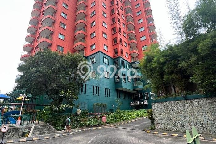 Apartemen Strategis di , 2 KM, Luas 135m2m² Apartemen Strategis di , 2 KM, Luas 135m2m²