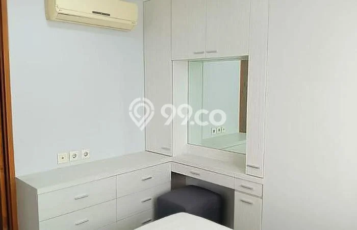 Apartemen Disewa Murah 2 KT / 3 KM di Jatinegara, Jakarta Timur Apartemen Disewa Murah 2 KT / 3 KM di Jatinegara, Jakarta Timur