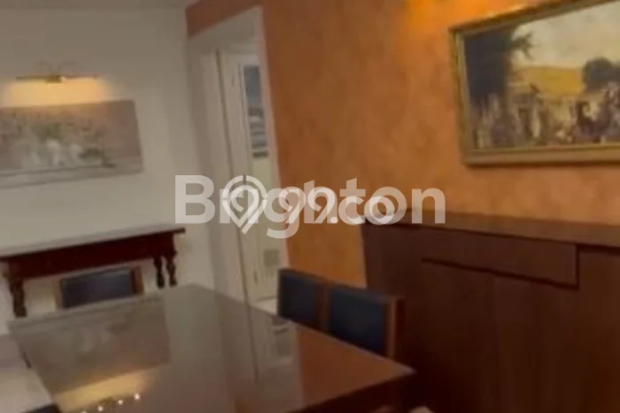 SPECIAL PRICE! Apartemen di , 3 KM, Luas 215m2m², Siap Ditempati SPECIAL PRICE! Apartemen di , 3 KM, Luas 215m2m², Siap Ditempati