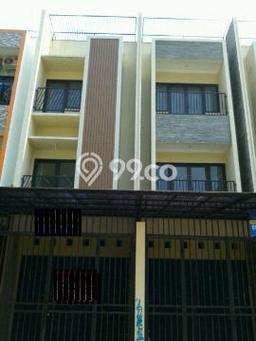 INVESTASI CERDAS! Ruko Kawasan Jelambar, Luas 224m², Akses Strategis INVESTASI CERDAS! Ruko Kawasan Jelambar, Luas 224m², Akses Strategis