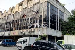 AREA KOMERSIAL! Ruko Kawasan Angke, Luas 205m², Jalan Raya AREA KOMERSIAL! Ruko Kawasan Angke, Luas 205m², Jalan Raya