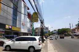 Ruko 3 lantai strategis kawasan bisnis Jalan Setiabudi, Semarang Atas Ruko 3 lantai strategis kawasan bisnis Jalan Setiabudi, Semarang Atas