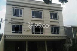 Ruko Strategis Kawasan Kemanggisan, Luas 325m², Lokasi Komersial Ruko Strategis Kawasan Kemanggisan, Luas 325m², Lokasi Komersial