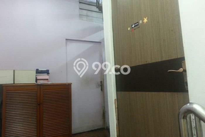 LOKASI PREMIUM! Ruko di Mangga Dua, Luas 352m², Jalan Utama, Kawasan Komersial LOKASI PREMIUM! Ruko di Mangga Dua, Luas 352m², Jalan Utama, Kawasan Komersial
