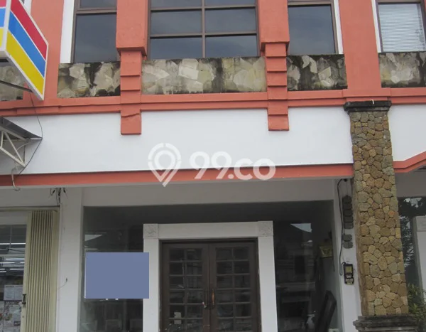 Disewakan Ruko 2 Lantai Legian 150 Juta/thn Disewakan Ruko 2 Lantai Legian 150 Juta/thn