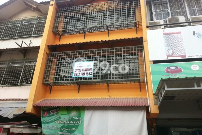 Ruko For Rent Kawasan Nagoya, Luas 0m², Area Bisnis, Jalan Utama Ruko For Rent Kawasan Nagoya, Luas 0m², Area Bisnis, Jalan Utama