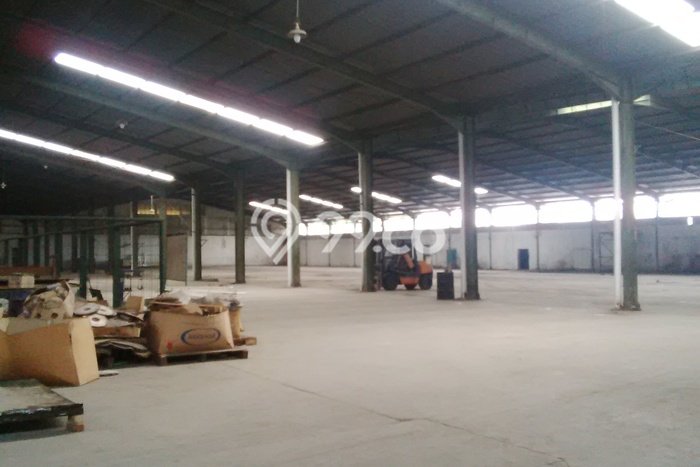 Unit Gudang Tersedia di Moch Toha Spesifikasi LB 2000m2 Unit Gudang Tersedia di Moch Toha Spesifikasi LB 2000m2