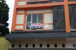 PELUANG EMAS! Ruko di , Luas 175m2m², Nilai Profit Tinggi PELUANG EMAS! Ruko di , Luas 175m2m², Nilai Profit Tinggi