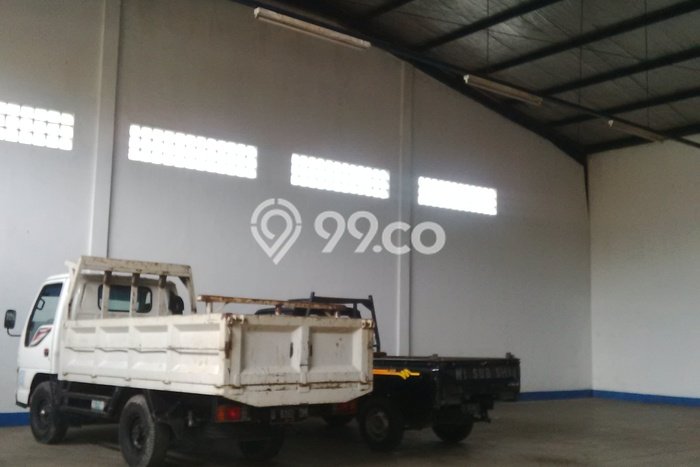 Unit Gudang Disewakan di Caringin di Area Ramai & Strategis Unit Gudang Disewakan di Caringin di Area Ramai & Strategis