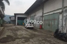 Unit Gudang Dijual di Cimahi Tengah Cimahi Luas Bangunan 500m2 Unit Gudang Dijual di Cimahi Tengah Cimahi Luas Bangunan 500m2