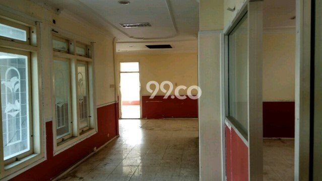 Bangunan Komersial strategis Jalan Lampersari Peterongan Semarang Bangunan Komersial strategis Jalan Lampersari Peterongan Semarang