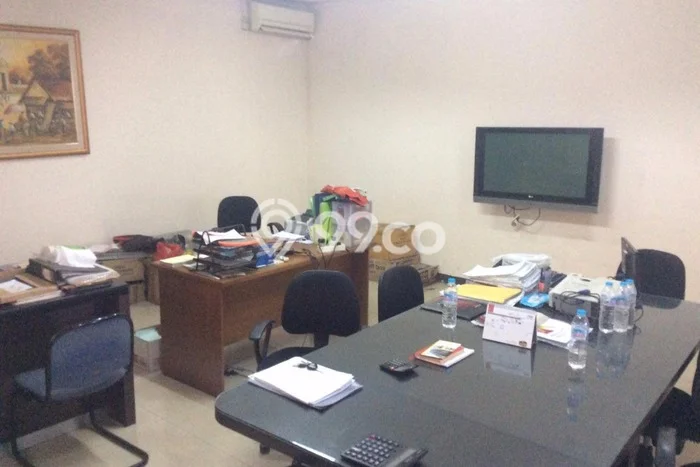 Unit Gudang Disewakan di Soekarno Hatta di Area Ramai & Strategis Unit Gudang Disewakan di Soekarno Hatta di Area Ramai & Strategis